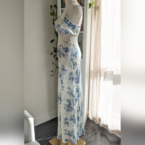 Reformation Poppies Cutout Silk Maxi - Picture 4 of 11